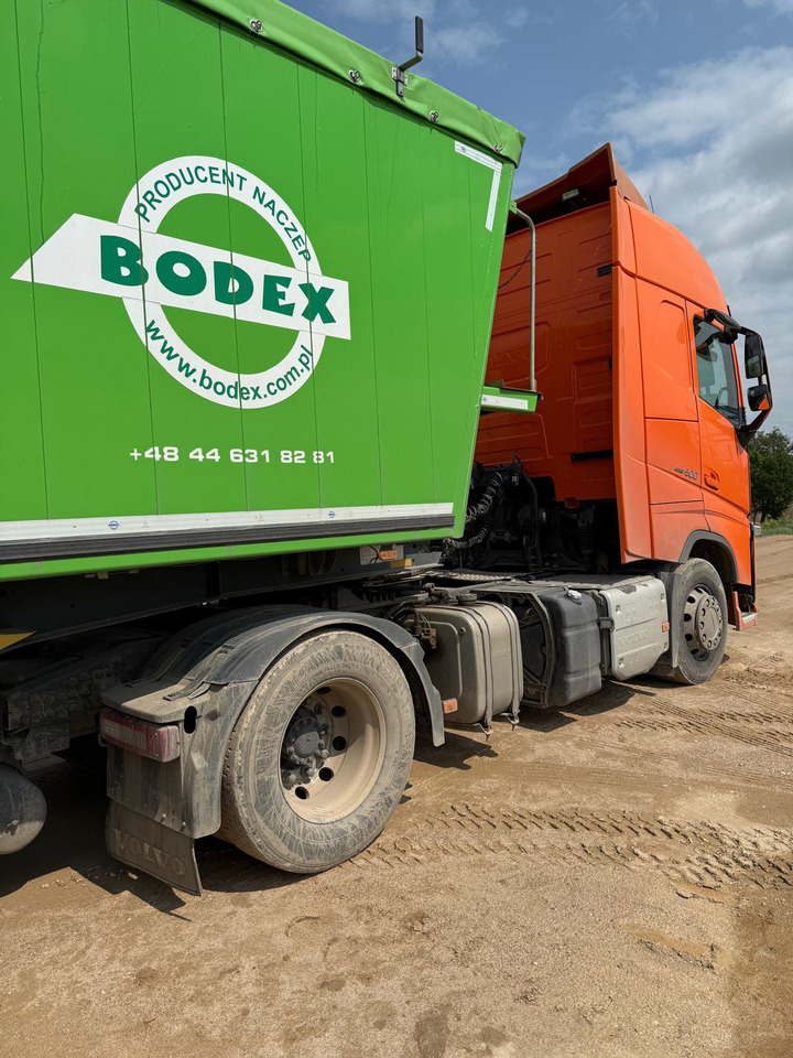 Volvo FH500 4×2 - Vilcējs: foto 3 Volvo FH500 4×2 - Vilcējs: foto 3