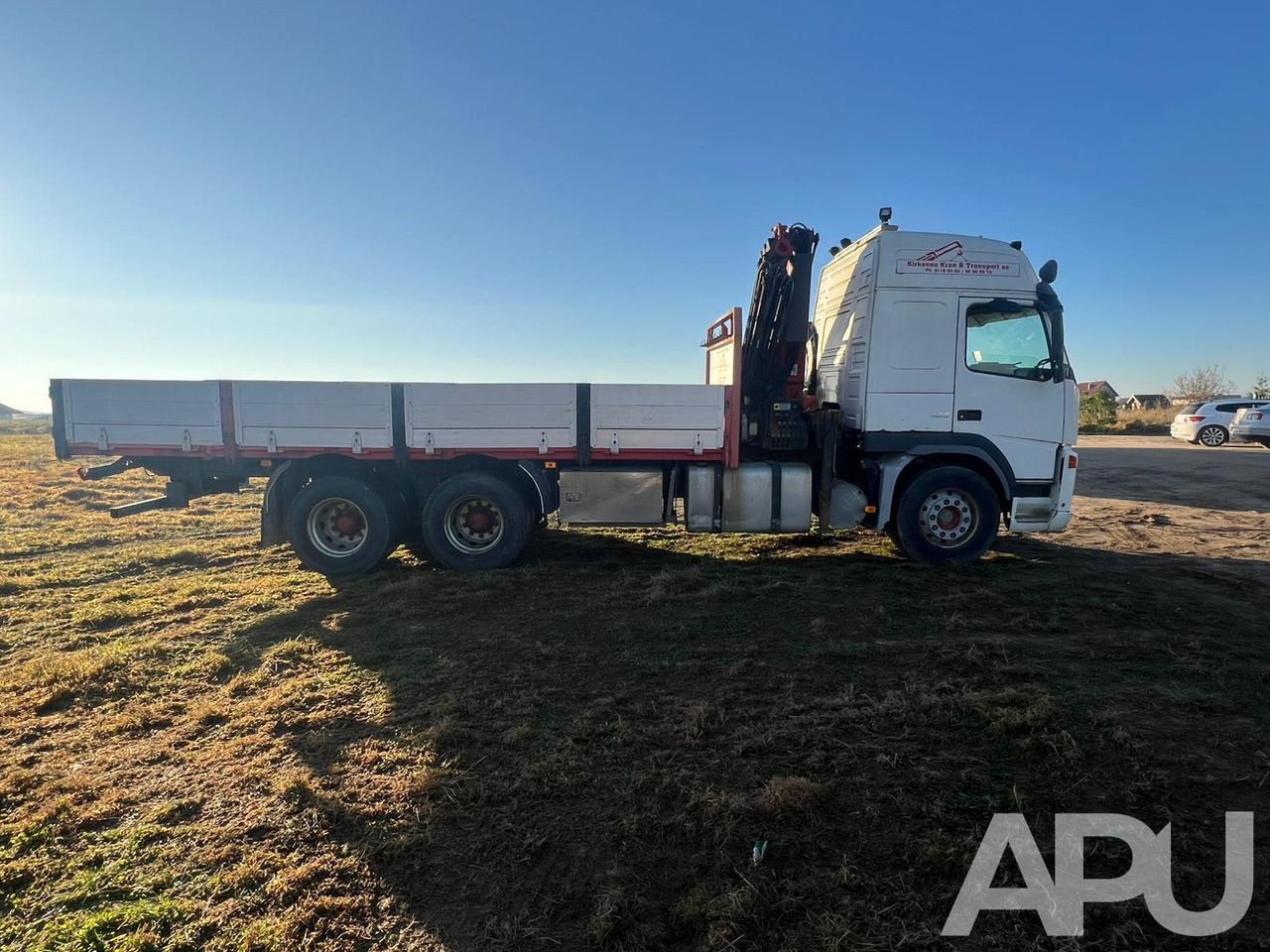 Volvo FM12 - Bortu kravas automašīna/ Platforma, Kravas auto ar manipulatoru: foto 4 Volvo FM12 - Bortu kravas automašīna/ Platforma, Kravas auto ar manipulatoru: foto 4