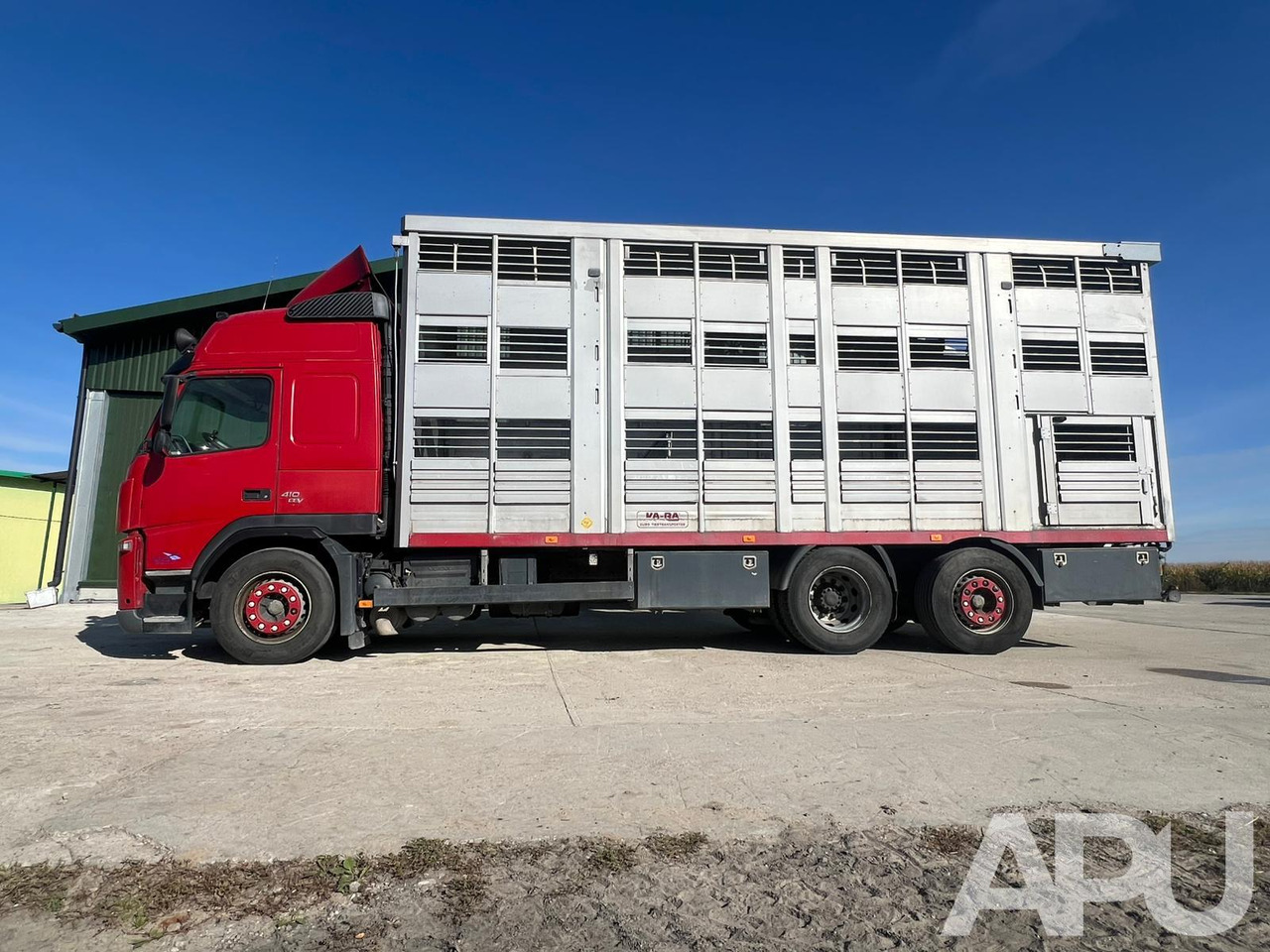 Volvo Fm 410 DO PRZEWOZU BYDŁA - Kravas automašīna dzīvnieku pārvadāšanai: foto 2 Volvo Fm 410 DO PRZEWOZU BYDŁA - Kravas automašīna dzīvnieku pārvadāšanai: foto 2