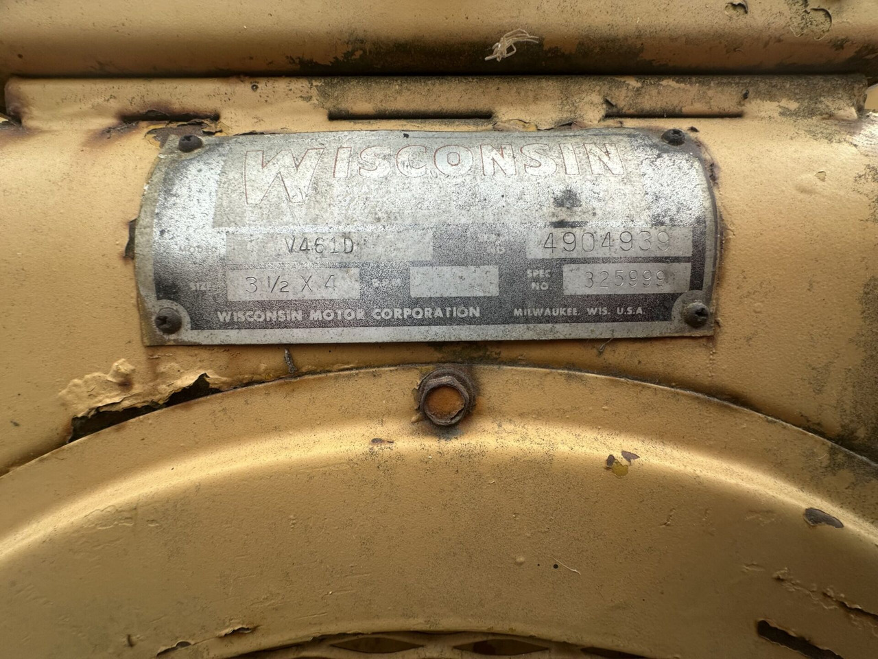 WISCONSIN ENGINE V461D poboczarka - Skrēperis: foto 2 WISCONSIN ENGINE V461D poboczarka - Skrēperis: foto 2