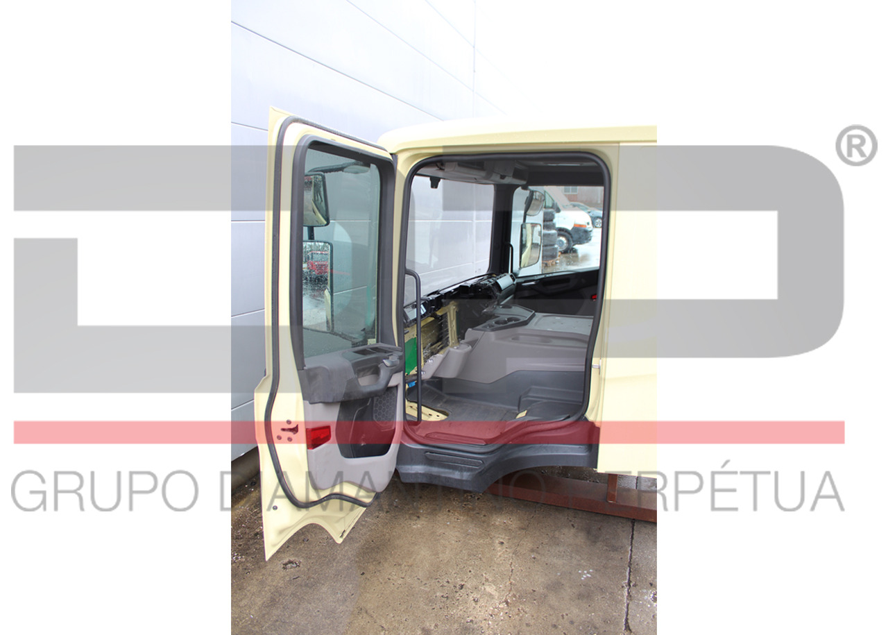 Scania Cabine incompleta CP17 teto baixo S/LPGRS - Kabīne - Kravas automašīna: foto 4 Scania Cabine incompleta CP17 teto baixo S/LPGRS - Kabīne - Kravas automašīna: foto 4