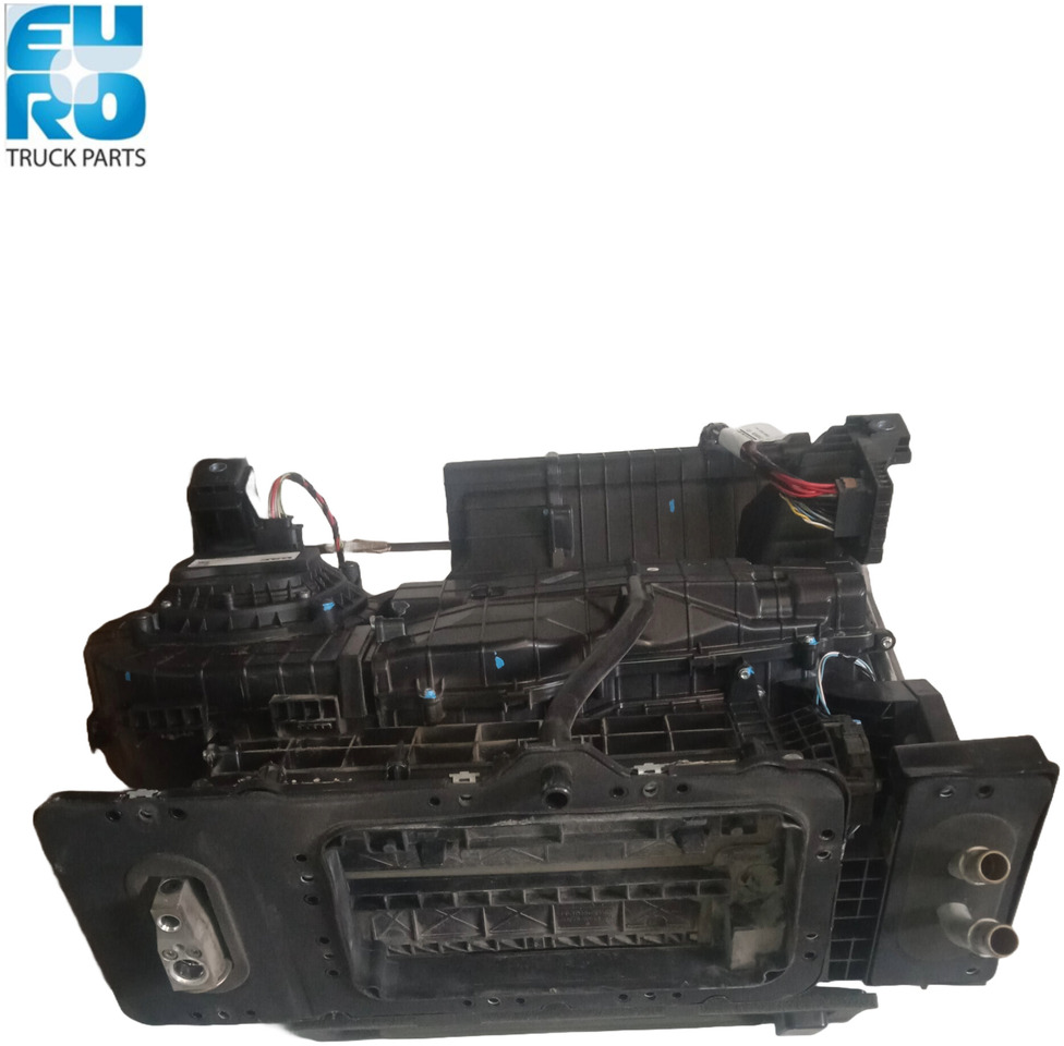 DAF XF 106 HEATER, CCC 2017-USED+DEPOSIT 2302628U - Radiators - Kravas automašīna: foto 5 DAF XF 106 HEATER, CCC 2017-USED+DEPOSIT 2302628U - Radiators - Kravas automašīna: foto 5