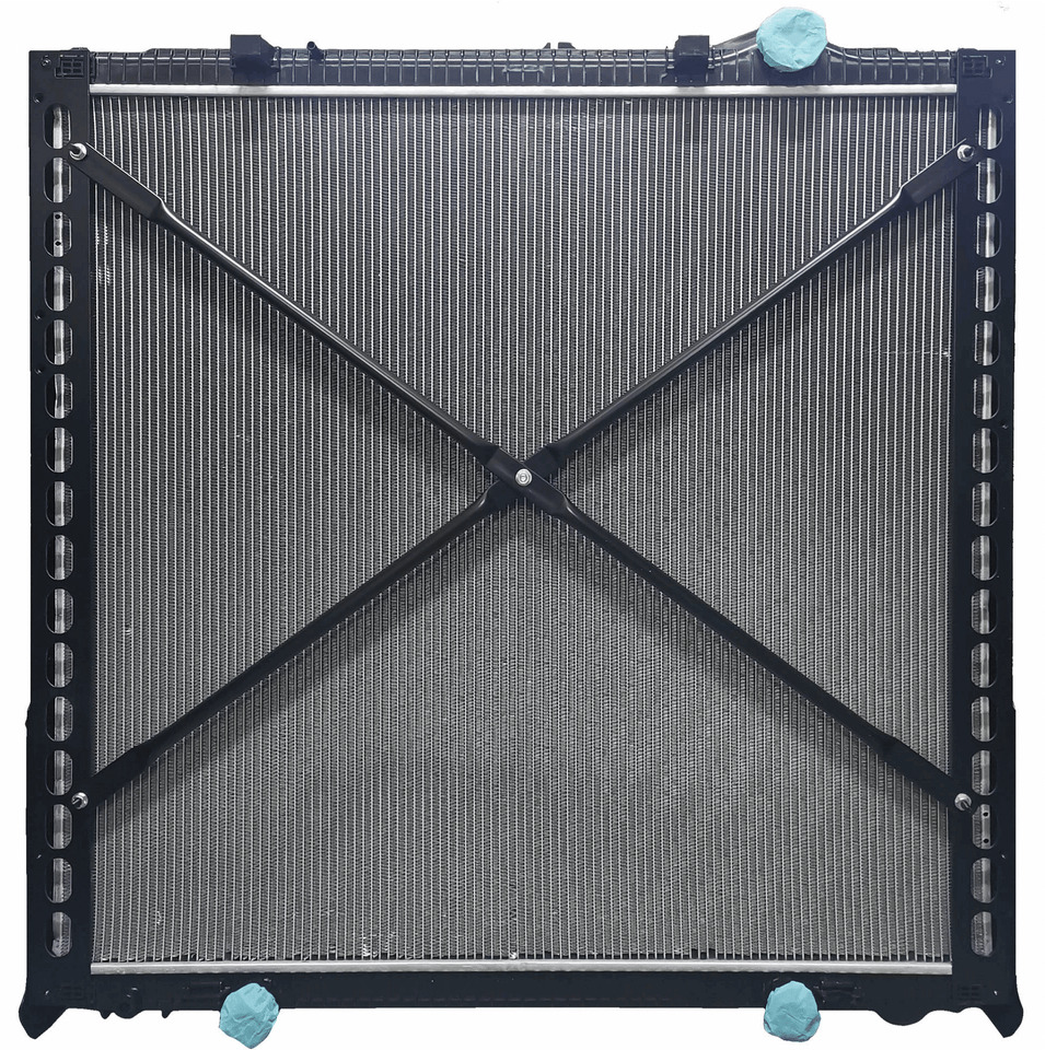 DAF XF 106 WATER RADIATEUR MET RAND 1940146a - Radiators - Kravas automašīna: foto 1 DAF XF 106 WATER RADIATEUR MET RAND 1940146a - Radiators - Kravas automašīna: foto 1