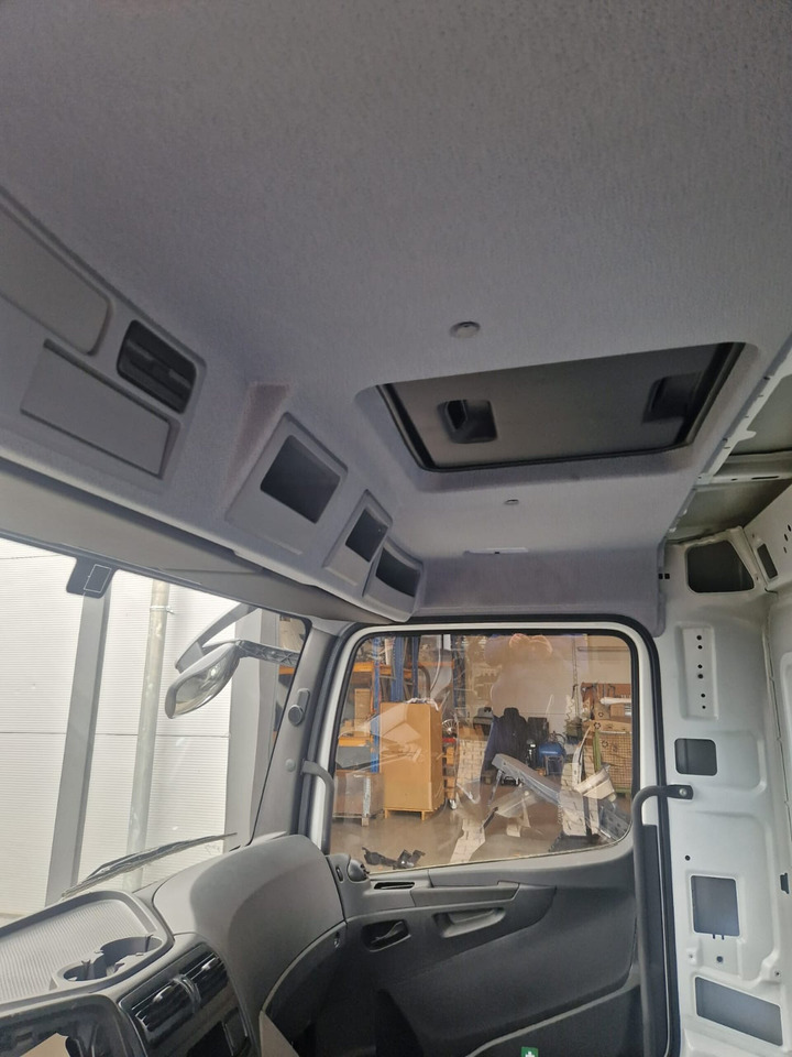Kabīne - Kravas automašīna MB ATEGO CABINE EURO 6 TUNEL VOOR 6 CYL.MOTOR WITHOUT SEAT 000074: foto 11