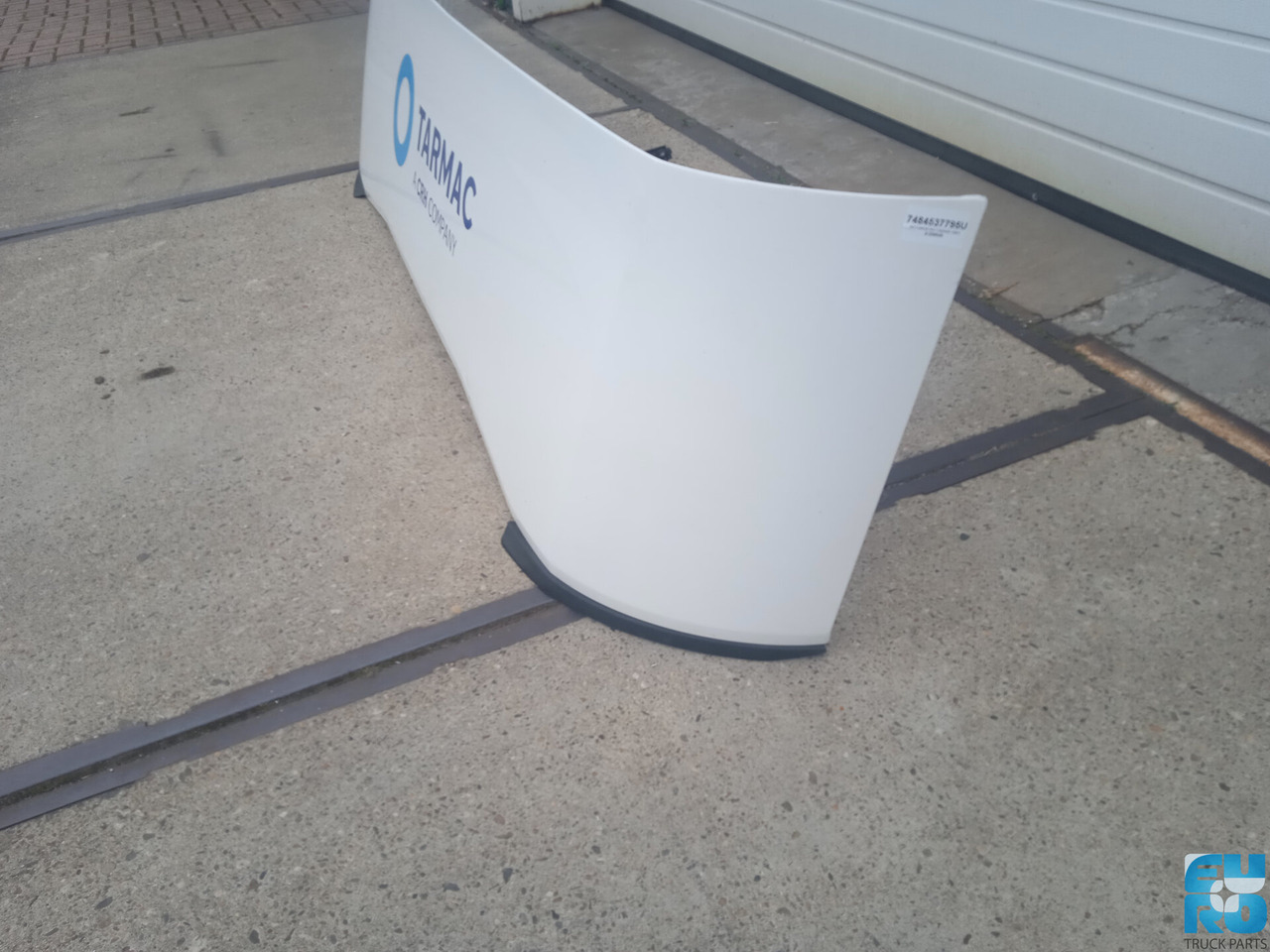 MOTORKAP RVI T-RANGE USED 7484537795U - Motora pārsegs - Kravas automašīna: foto 4 MOTORKAP RVI T-RANGE USED 7484537795U - Motora pārsegs - Kravas automašīna: foto 4