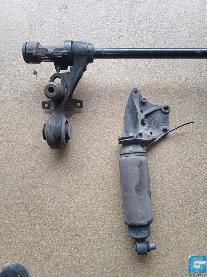 RENAULT TRUCK T CABINE STABILISATOR >2014 GEBRUIKT 7421874554U - Stabilizators - Kravas automašīna: foto 3 RENAULT TRUCK T CABINE STABILISATOR >2014 GEBRUIKT 7421874554U - Stabilizators - Kravas automašīna: foto 3