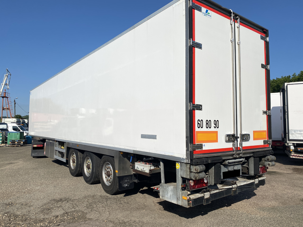 FRUEHAUF frigo - Puspiekabe refrižerators: foto 4 FRUEHAUF frigo - Puspiekabe refrižerators: foto 4