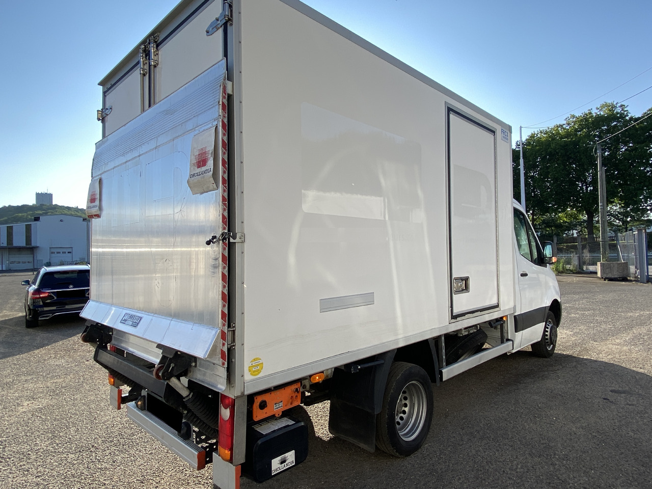 Mercedes Sprinter - Komercauto refrižerators: foto 5 Mercedes Sprinter - Komercauto refrižerators: foto 5