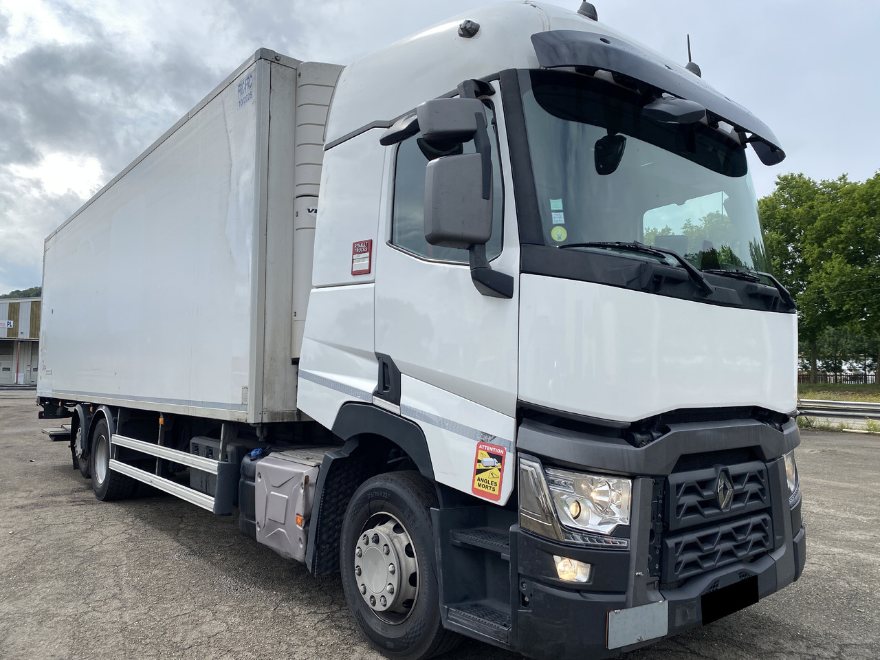 RENAULT T - Kravas automašīna refrižerators: foto 4 RENAULT T - Kravas automašīna refrižerators: foto 4