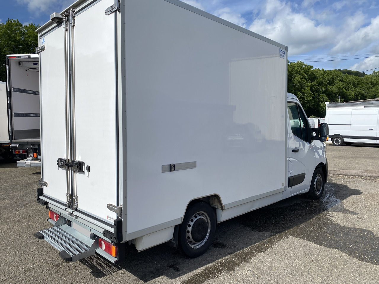 Komercauto refrižerators pārvadāšana ēdiena RENAULT master: foto 8 Komercauto refrižerators pārvadāšana ēdiena RENAULT master: foto 8