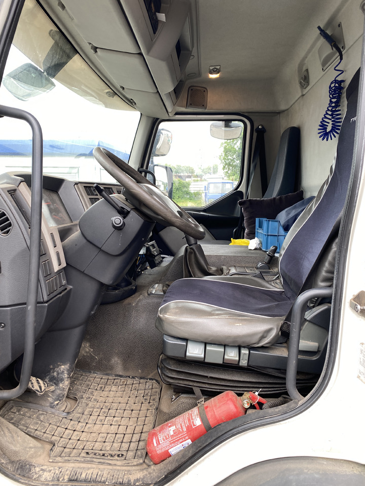 VOLVO FE - Kravas automašīna refrižerators: foto 4 VOLVO FE - Kravas automašīna refrižerators: foto 4