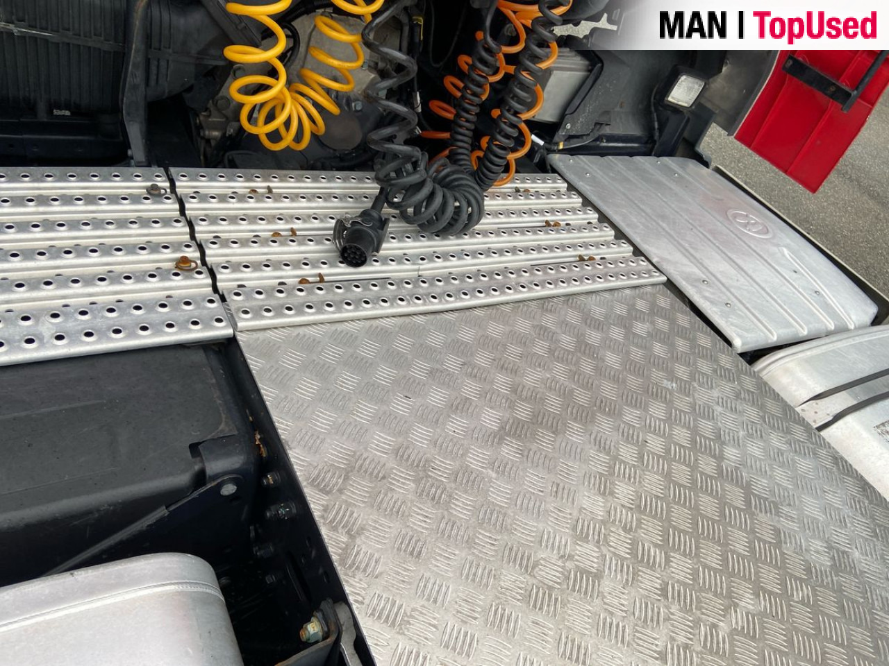 MAN TGX 18.460 4X2 BLS "ADR EX II / AT" - Vilcējs: foto 4 MAN TGX 18.460 4X2 BLS "ADR EX II / AT" - Vilcējs: foto 4