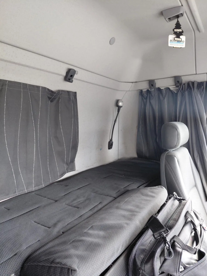 2015 Scania P-Series - Kravas automašīna pašizgāzējs: foto 4 2015 Scania P-Series - Kravas automašīna pašizgāzējs: foto 4