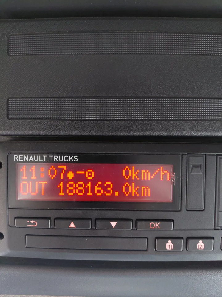 2020 Renault D18 Curtainsider - Kravas automašīna ar tentu: foto 3 2020 Renault D18 Curtainsider - Kravas automašīna ar tentu: foto 3