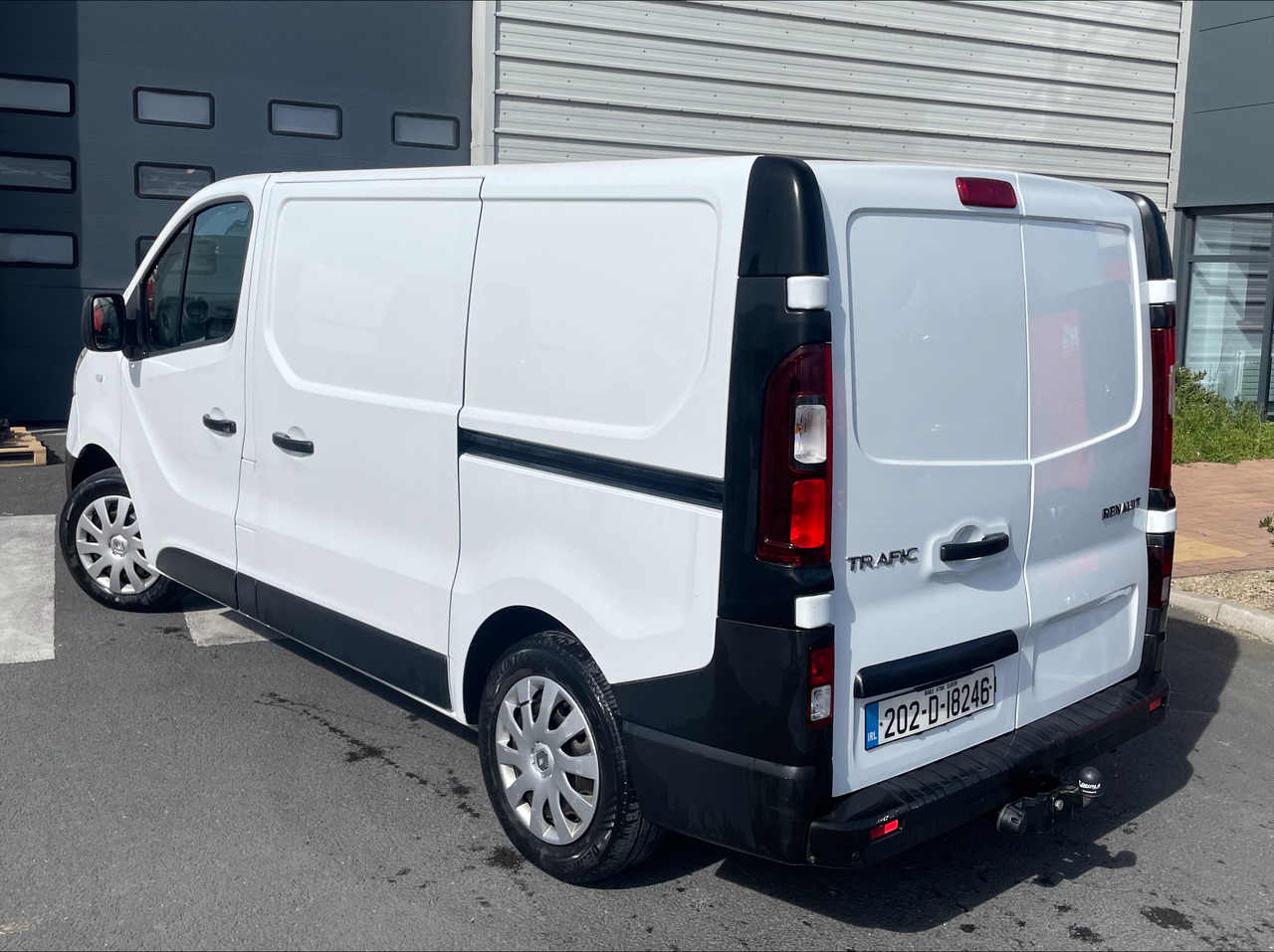 2020 Renault Trafic Energy - Kravas mikroautobuss: foto 4 2020 Renault Trafic Energy - Kravas mikroautobuss: foto 4