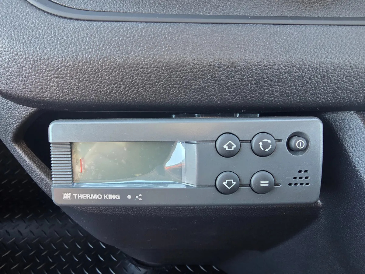 NEW Renault Trafic Fridge Unit - Komercauto refrižerators: foto 3 NEW Renault Trafic Fridge Unit - Komercauto refrižerators: foto 3