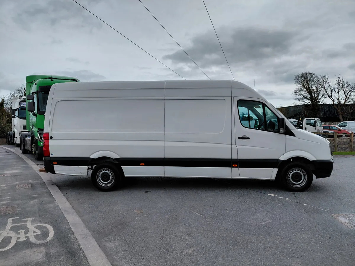 Volkswagen Crafter 2016 CR35 TDI - Kravas mikroautobuss: foto 4 Volkswagen Crafter 2016 CR35 TDI - Kravas mikroautobuss: foto 4