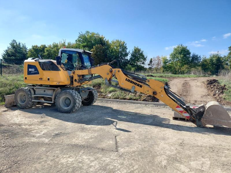 Liebherr A910 A910 - Riteņu ekskavators: foto 2 Liebherr A910 A910 - Riteņu ekskavators: foto 2