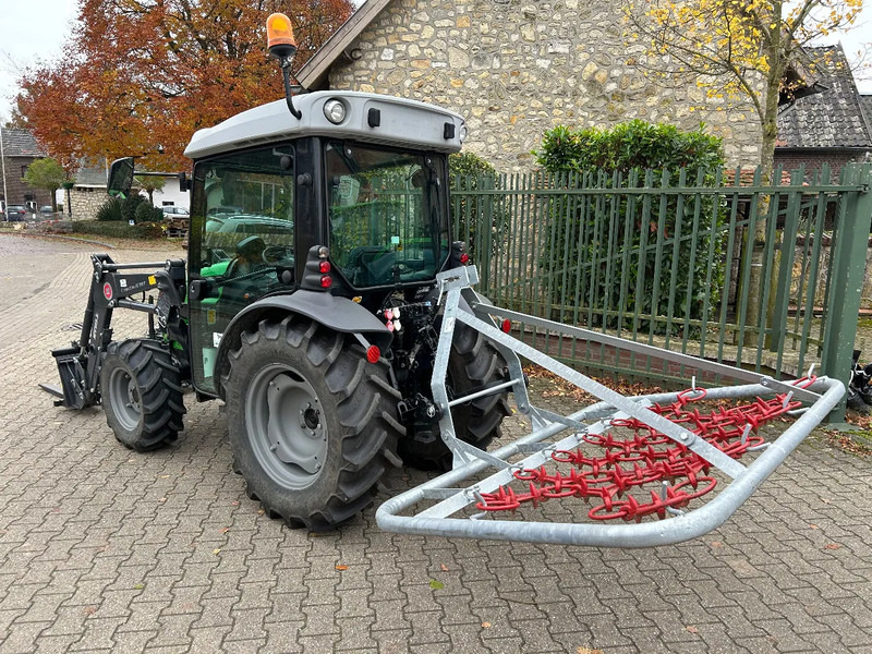 Deutz Agrokid 230 + Stoll frontlader - Mini traktors: foto 5 Deutz Agrokid 230 + Stoll frontlader - Mini traktors: foto 5