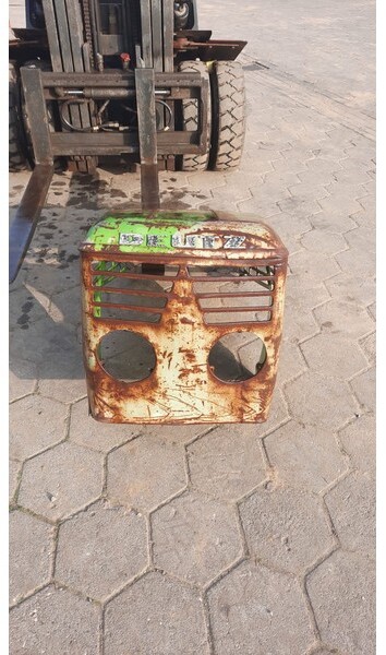 Deutz-Fahr 4006-5206 - Motora pārsegs - Lauksaimniecības tehnika: foto 1 Deutz-Fahr 4006-5206 - Motora pārsegs - Lauksaimniecības tehnika: foto 1