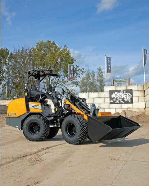 Giant Jubileum modellen G2500 HD & G2700 HD - Mini iekrāvējs: foto 4 Giant Jubileum modellen G2500 HD & G2700 HD - Mini iekrāvējs: foto 4