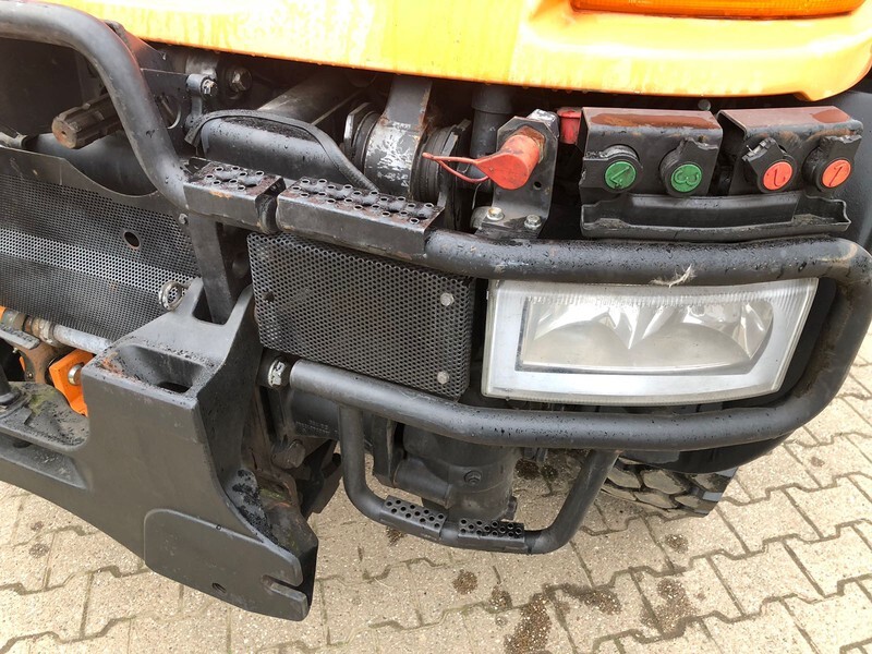 Mercedes-Benz Unimog U400 - Bortu kravas automašīna/ Platforma, Komunālā/ Specializētā tehnika: foto 3 Mercedes-Benz Unimog U400 - Bortu kravas automašīna/ Platforma, Komunālā/ Specializētā tehnika: foto 3
