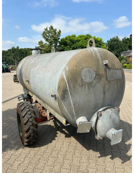 Watertank Watertank met drinkvlotter - Lauksaimniecības piekabe: foto 3 Watertank Watertank met drinkvlotter - Lauksaimniecības piekabe: foto 3