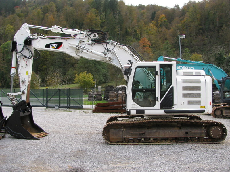 CATERPILLAR 320E LRR with 4 tools - Kāpurķēžu ekskavators: foto 3 CATERPILLAR 320E LRR with 4 tools - Kāpurķēžu ekskavators: foto 3