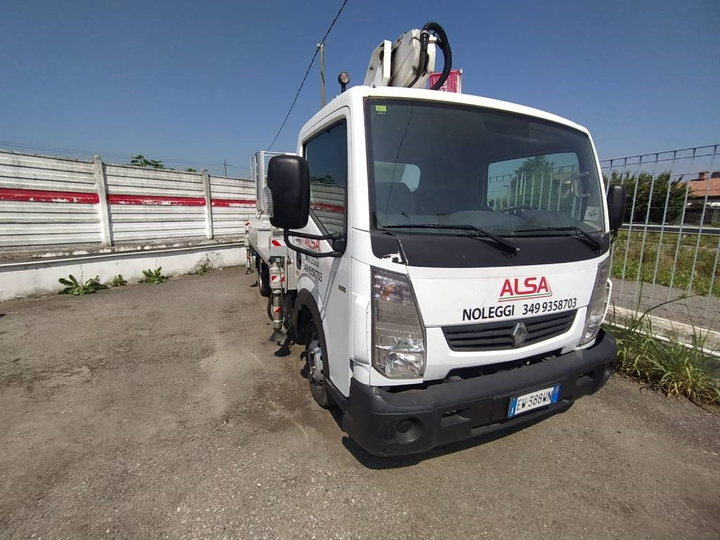 Multitel MT182 - Autopacēlājs: foto 4 Multitel MT182 - Autopacēlājs: foto 4