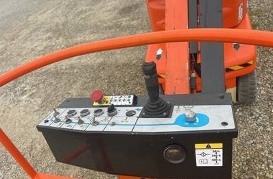 Toucan 1210 - Teleskopiskais pacēlājs: foto 4 Toucan 1210 - Teleskopiskais pacēlājs: foto 4