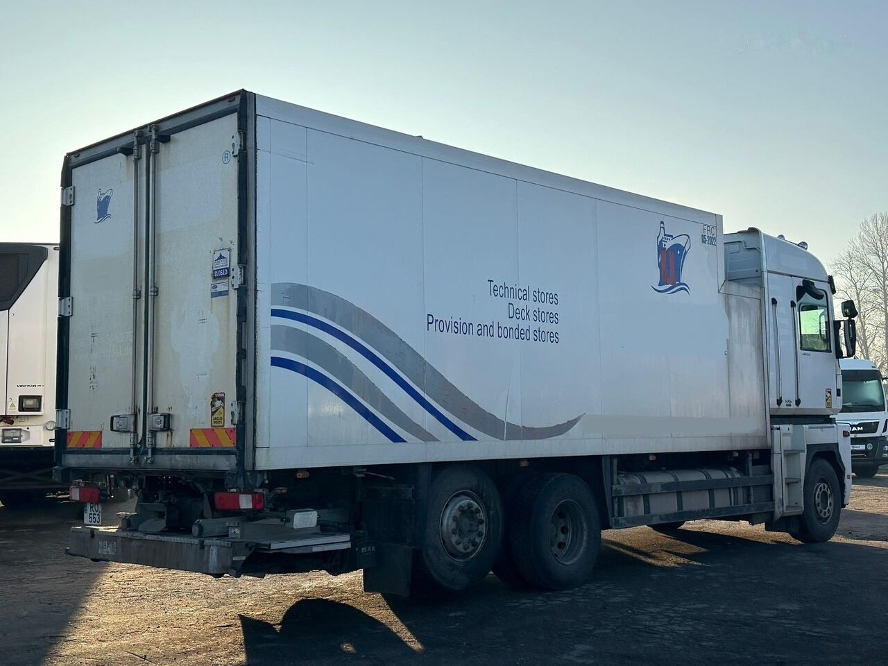 Renault Magnum 500 - Kravas automašīna refrižerators: foto 4 Renault Magnum 500 - Kravas automašīna refrižerators: foto 4