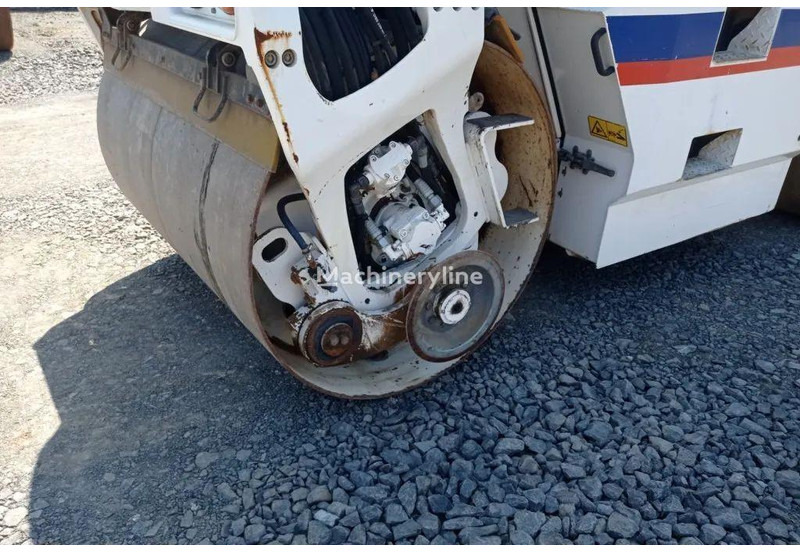 Veltnis Bomag BW 154 AP: foto 9