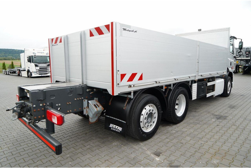 DAF CF 410 / 6x2 / BURTOWY / DO BUDOWLANKI / EURO 6 / OŚ PODNOSZONA - Bortu kravas automašīna/ Platforma: foto 4 DAF CF 410 / 6x2 / BURTOWY / DO BUDOWLANKI / EURO 6 / OŚ PODNOSZONA - Bortu kravas automašīna/ Platforma: foto 4