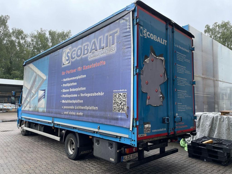 DAF LF210 FA - Kravas automašīna ar slēgto virsbūvi: foto 4 DAF LF210 FA - Kravas automašīna ar slēgto virsbūvi: foto 4