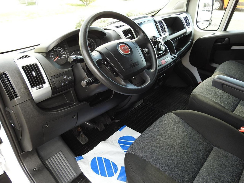 Fiat DUCATO KONTENER WINDA 8 PALET TEMPOMAT NAWIGACJA LEDY KLIMATYZA - Furgons ar slēgtā virsbūve: foto 2 Fiat DUCATO KONTENER WINDA 8 PALET TEMPOMAT NAWIGACJA LEDY KLIMATYZA - Furgons ar slēgtā virsbūve: foto 2
