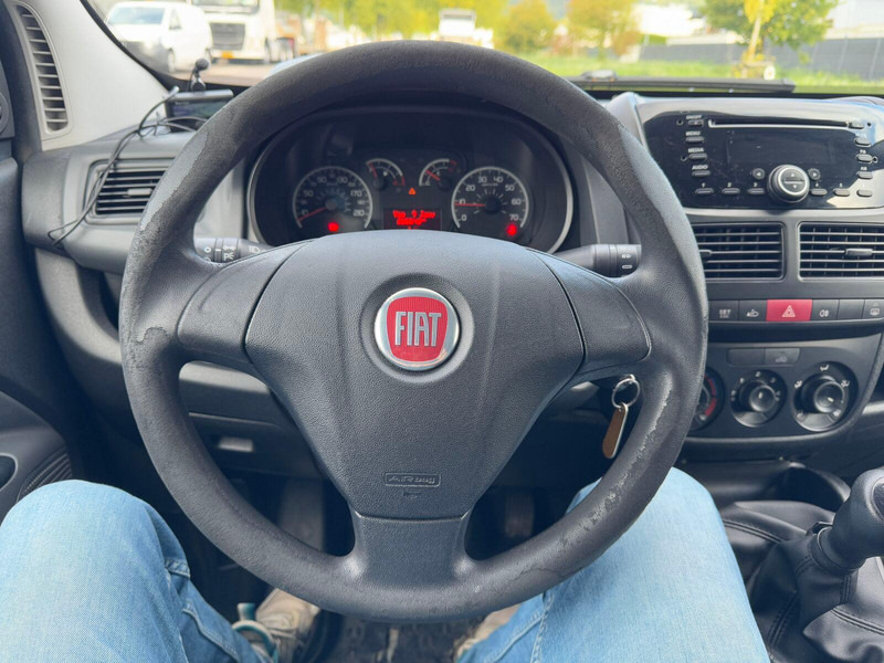 Fiat Doblò 1,3 līzingu Fiat Doblò 1,3: foto 19