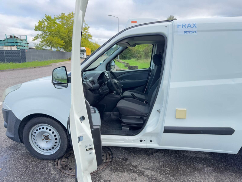 Fiat Doblò 1,3 līzingu Fiat Doblò 1,3: foto 16