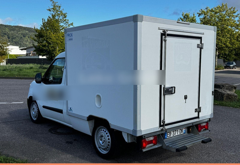 Fiat Doblò 1,6 - Komercauto refrižerators: foto 5 Fiat Doblò 1,6 - Komercauto refrižerators: foto 5