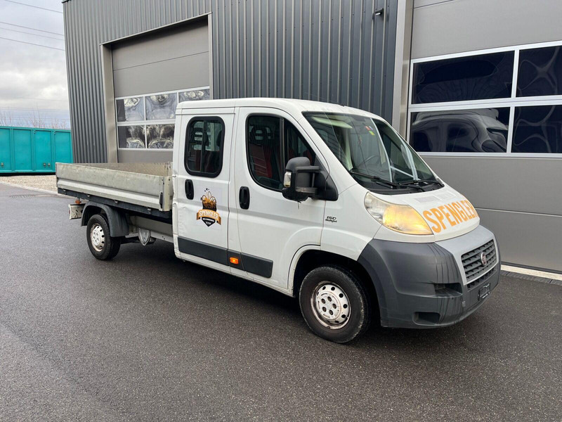 Fiat Ducato 2.3 Doka platós - Automašīna ar kravas platformu, Kravas-pasažieru furgons: foto 1 Fiat Ducato 2.3 Doka platós - Automašīna ar kravas platformu, Kravas-pasažieru furgons: foto 1