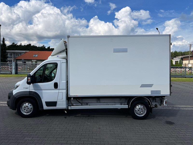 Fiat Ducato Kontener Chłodnia/Mroźnia 3x Drzwi 230V Salon PL - Komercauto refrižerators: foto 2 Fiat Ducato Kontener Chłodnia/Mroźnia 3x Drzwi 230V Salon PL - Komercauto refrižerators: foto 2
