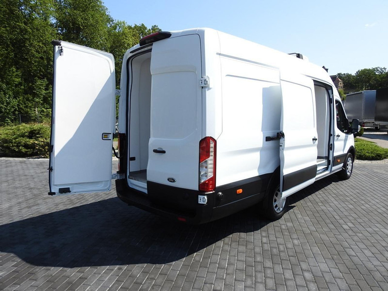 Ford TRANSIT FURGON CHŁODNIA 0*C FUNKCJA GRZANIA TEMPOMAT KLIMATYZACJ - Furgons ar slēgtā virsbūve: foto 3 Ford TRANSIT FURGON CHŁODNIA 0*C FUNKCJA GRZANIA TEMPOMAT KLIMATYZACJ - Furgons ar slēgtā virsbūve: foto 3