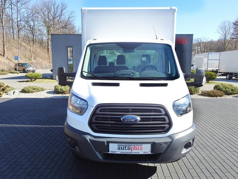 Ford TRANSIT KONTENER WINDA 8 PALET BLIŹNIACZE KOŁA KLIMATYZACJA 13 - Furgons ar slēgtā virsbūve: foto 5 Ford TRANSIT KONTENER WINDA 8 PALET BLIŹNIACZE KOŁA KLIMATYZACJA 13 - Furgons ar slēgtā virsbūve: foto 5