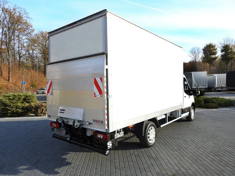 Ford TRANSIT KONTENER WINDA 8 PALET TEMPOMAT KLIMATYZACJA 130KM [ S7 - Furgons ar slēgtā virsbūve: foto 3 Ford TRANSIT KONTENER WINDA 8 PALET TEMPOMAT KLIMATYZACJA 130KM [ S7 - Furgons ar slēgtā virsbūve: foto 3