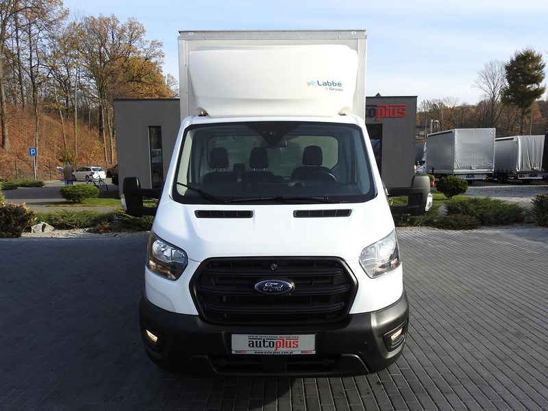 Ford TRANSIT KONTENER WINDA 8 PALET TEMPOMAT KLIMATYZACJA 130KM [ S7 - Furgons ar slēgtā virsbūve: foto 5 Ford TRANSIT KONTENER WINDA 8 PALET TEMPOMAT KLIMATYZACJA 130KM [ S7 - Furgons ar slēgtā virsbūve: foto 5