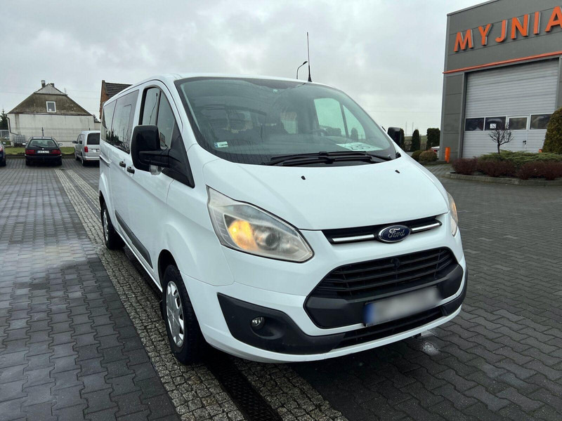 Ford Transit Custom 9-miejsc - Mikroautobuss, Pasažieru furgons: foto 5 Ford Transit Custom 9-miejsc - Mikroautobuss, Pasažieru furgons: foto 5