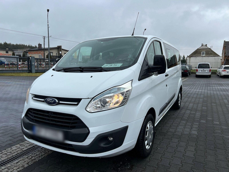 Ford Transit Custom 9-miejsc - Mikroautobuss, Pasažieru furgons: foto 1 Ford Transit Custom 9-miejsc - Mikroautobuss, Pasažieru furgons: foto 1