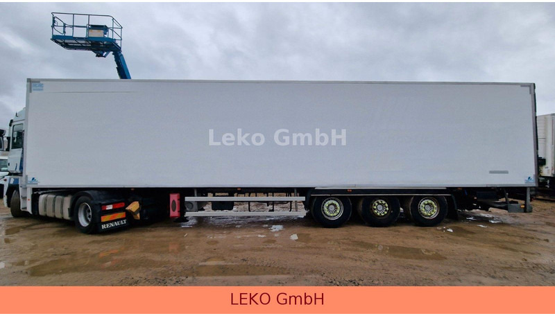 Fruehauf  - Puspiekabe refrižerators: foto 3 Fruehauf  - Puspiekabe refrižerators: foto 3