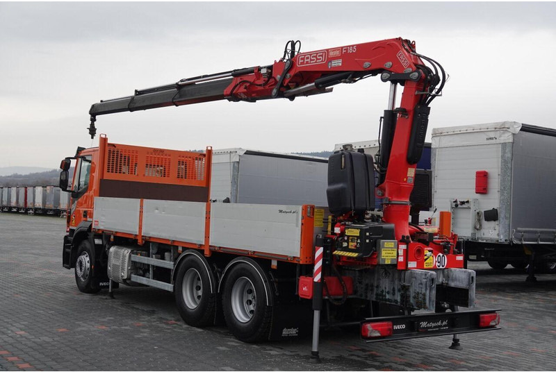 Iveco 420 - Bortu kravas automašīna/ Platforma, Kravas auto ar manipulatoru: foto 4 Iveco 420 - Bortu kravas automašīna/ Platforma, Kravas auto ar manipulatoru: foto 4