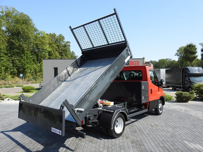 Iveco DAILY 35C13 WYWROTKA TEMPOMAT KLIMATYZACJA BLIŹNIACZE KOŁA 130K - Komercauto pašizgāzējs: foto 3 Iveco DAILY 35C13 WYWROTKA TEMPOMAT KLIMATYZACJA BLIŹNIACZE KOŁA 130K - Komercauto pašizgāzējs: foto 3