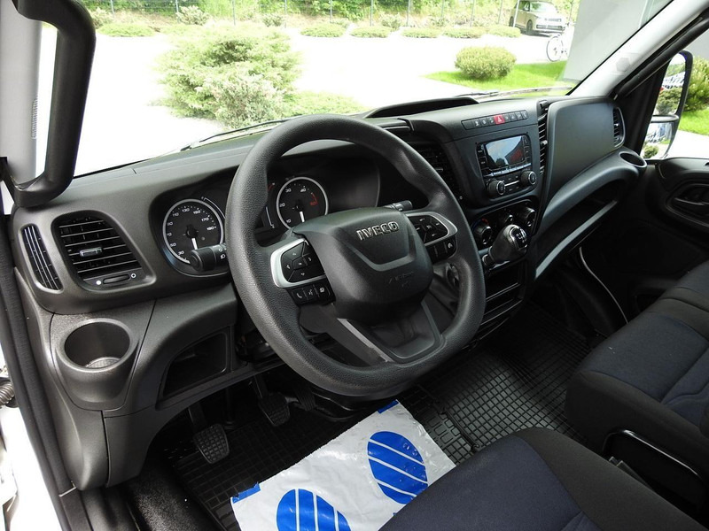 Iveco DAILY 35C14 KONTENER 8 PALET TEMPOMAT KLIMATYZACJA BLIŹNIACZE K - Furgons ar slēgtā virsbūve: foto 2 Iveco DAILY 35C14 KONTENER 8 PALET TEMPOMAT KLIMATYZACJA BLIŹNIACZE K - Furgons ar slēgtā virsbūve: foto 2